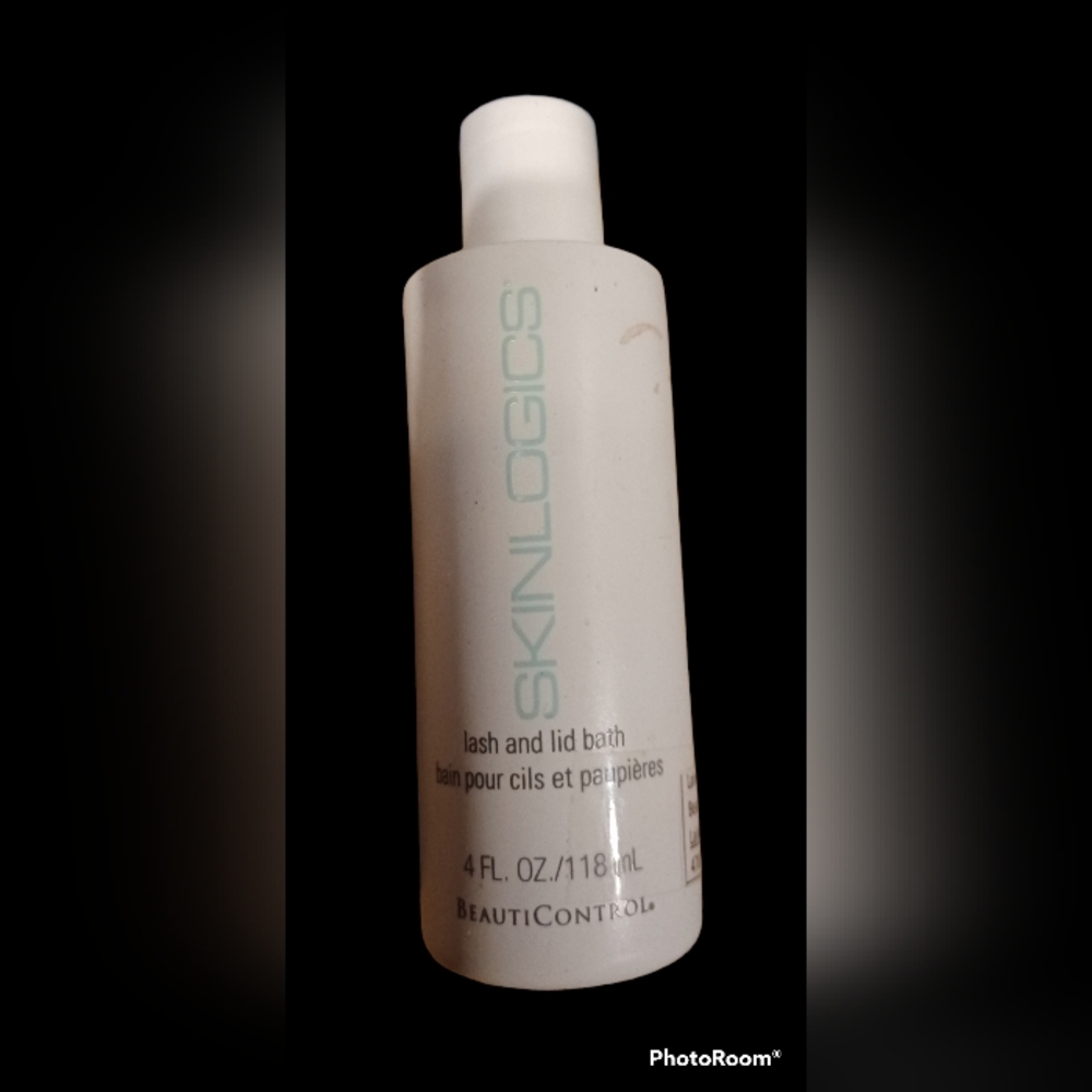 SKINLOGICS Lash and Lid Wash by Beauticontrol